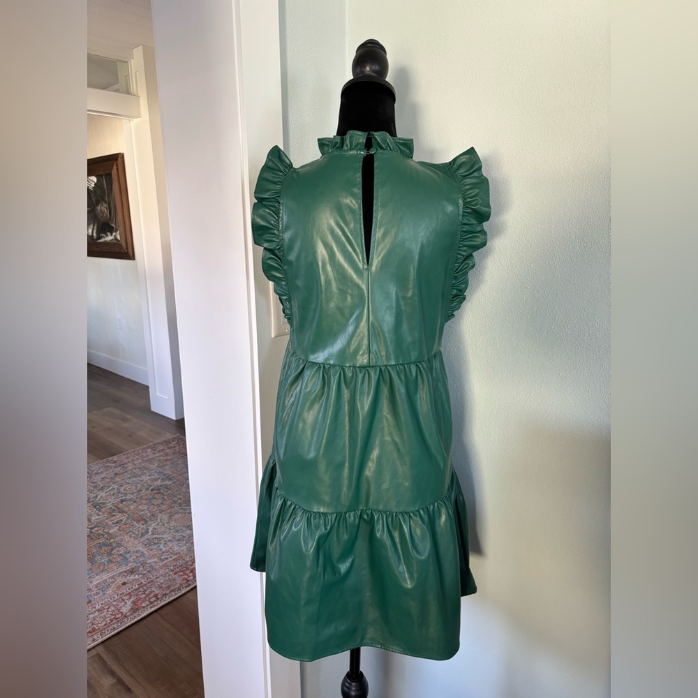 Green vegan leather tiered dress size XS - Picture 8 of 14